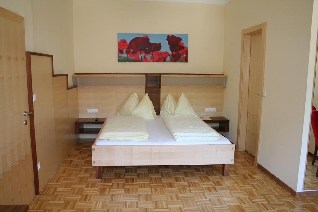 Hotel Restaurant Thadeushof Techelsberg Phòng bức ảnh