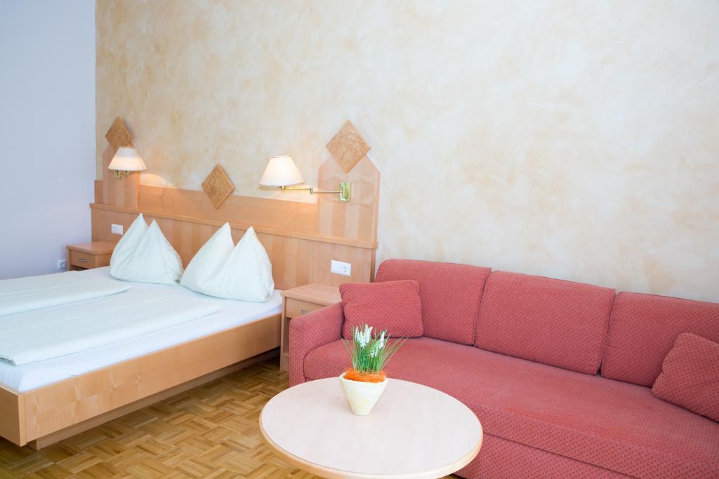 Hotel Restaurant Thadeushof Techelsberg Ngoại thất bức ảnh